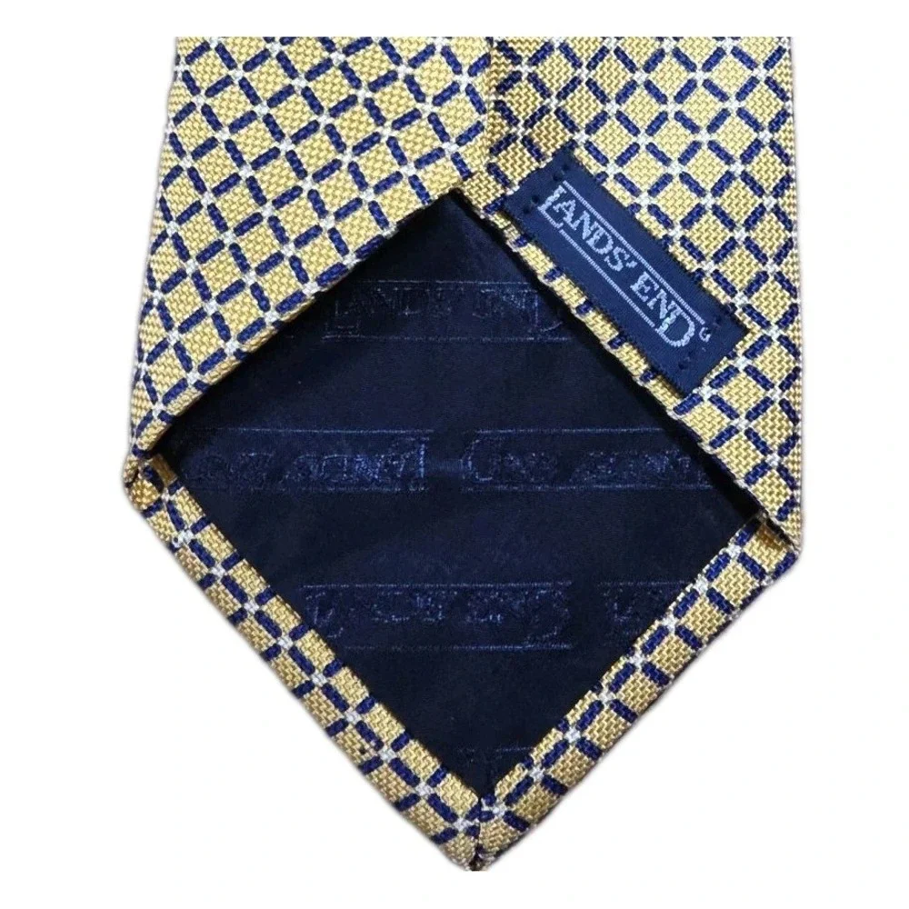 Lands' End YELLOW Geometric Pattern 100% Silk Designer Handsewn‎ Tie